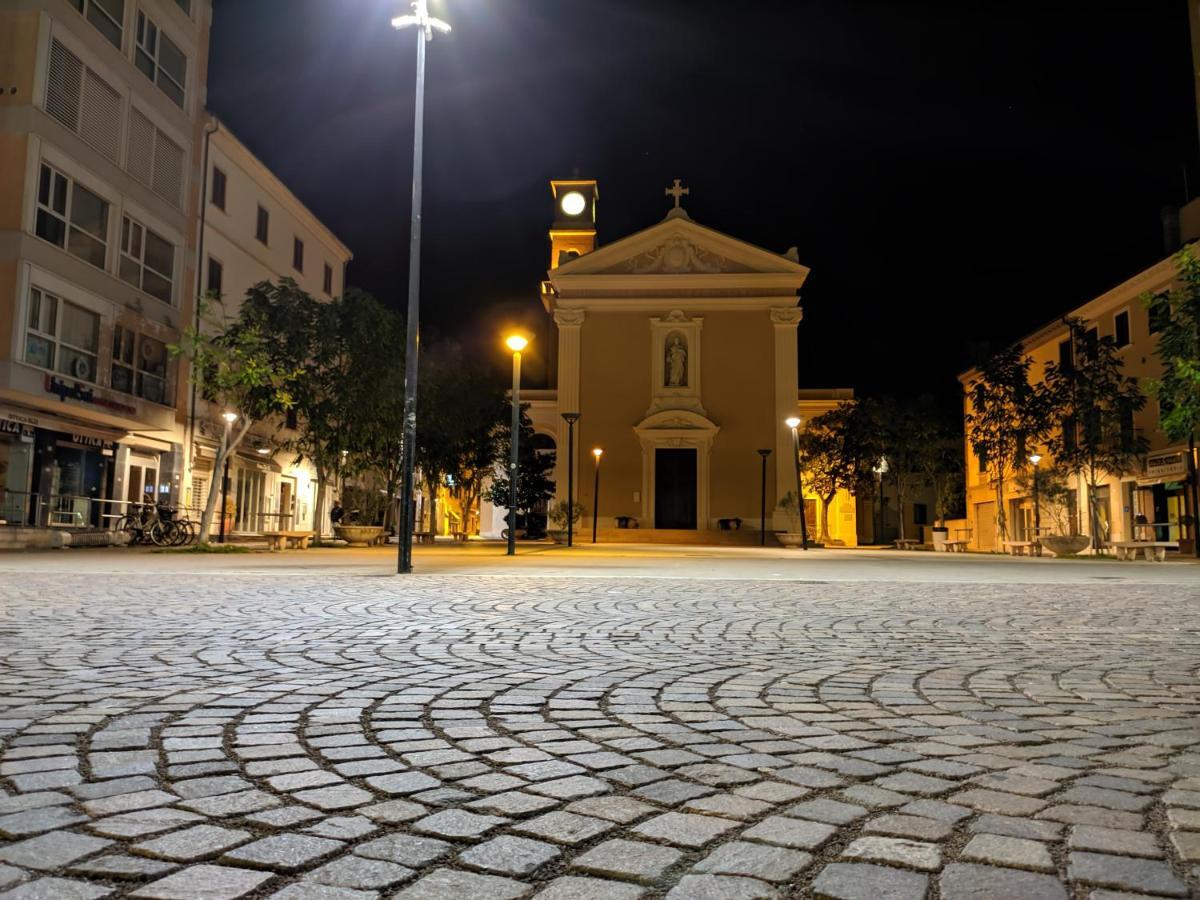 Hotel Piazza Duomo Deluxe Cecina  Exteriér fotografie